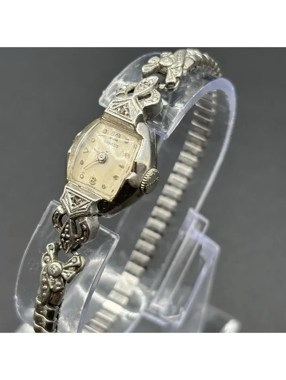 Benrus vintage swiss
